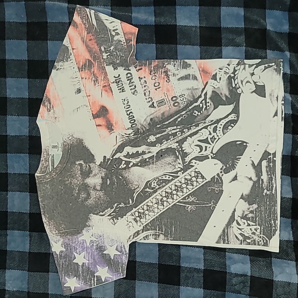 Jimi Hendrix.  Tee shirt. Size Large. Like-new